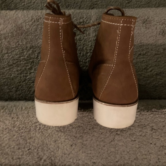 Worn Once! St John’s Bay Faux Suede Short Boots - Picture 8 of 9